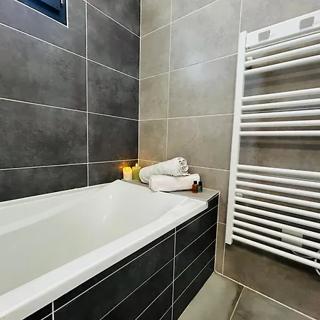 Villa La Dolce-vita-clim-terrasse Nîmes