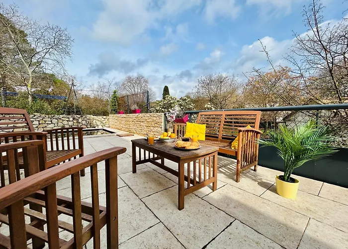 La Dolce-vita-clim-terrasse Villa Nîmes